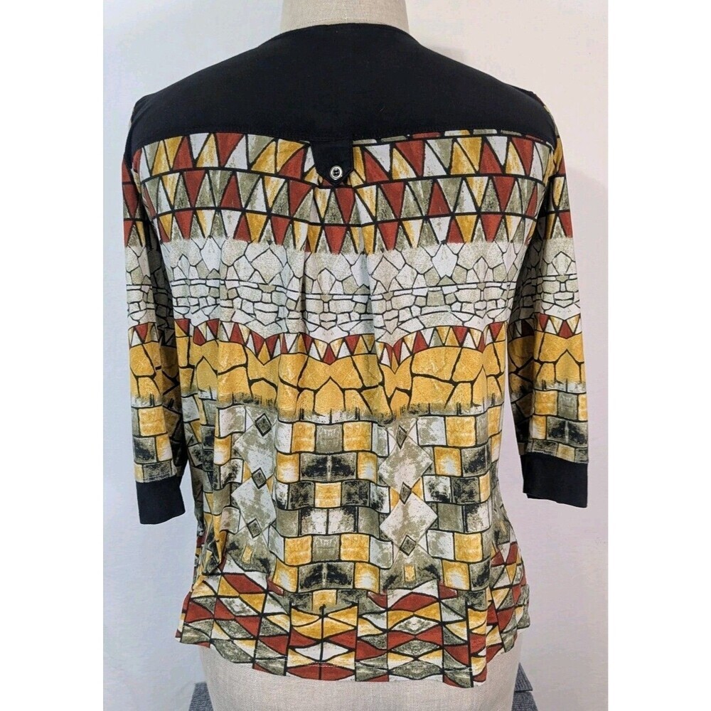 Multiples Petite Medium Geometric Print 3/4 Sleeve Top Grommet Detail - Picture 3 of 7